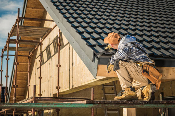 Best Flat Roof Repair Services  in Oronoque, CT