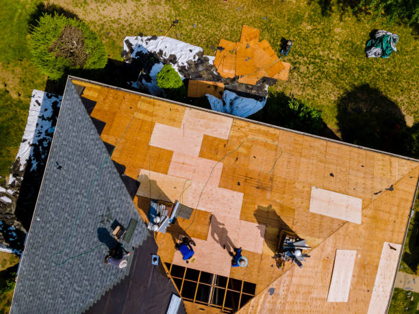 Best Commercial Roof Installation  in Oronoque, CT
